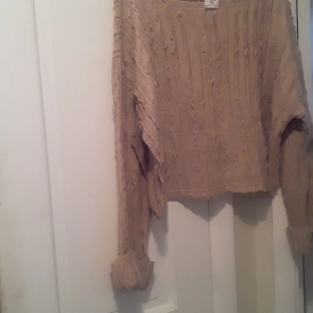 Ladies Tan Sweater - Picture 2 of 5